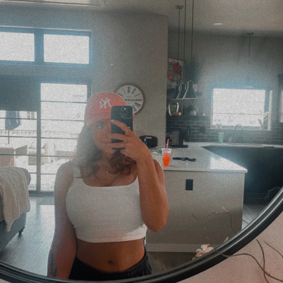 Meet your Posher, Jaycee - Picture 2 of 2